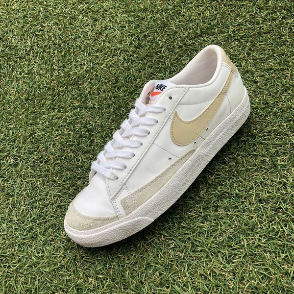 美品24 NIKE BLAZER LOW '77 ナイキ ブレザーロー '77 HT293