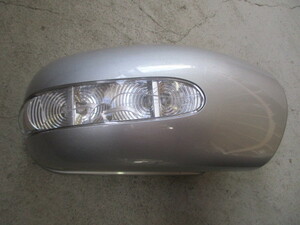 # Benz W211 door mirror cover right used 2038100664 2038201421 parts taking equipped shell cover housing turn signal lamp foot lamp #