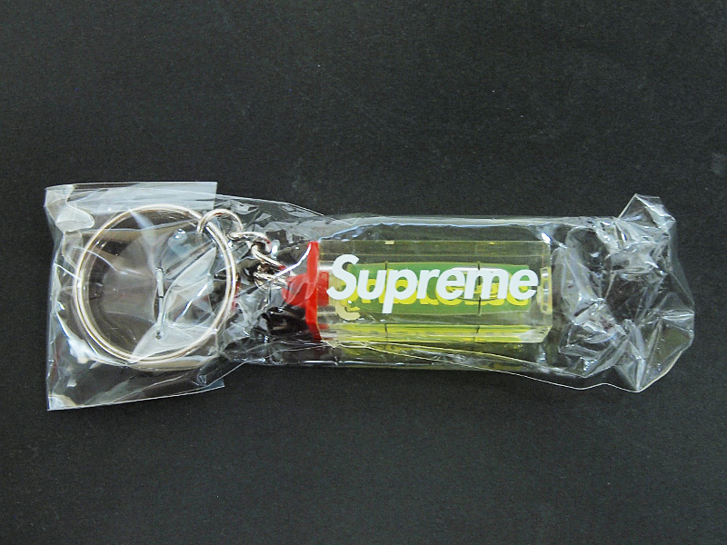 5年保証 Supreme 18AW Level Keychain キーホルダー 水平器 緑