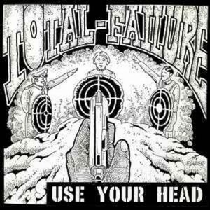 ＊中古CD TOTAL FAILURE/USE YOUR HEAD国内盤 ユーゴスラビアHARDCORE PUNK CHAOS U.K RIPCORD Oi POLLOIカバー収録 HG-FACT