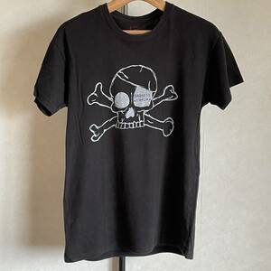 バーニーズニューヨークBARNEYS NEWYORK黒プリントTシャツ綿コットン半袖クルーネックSサイズ