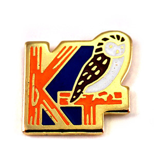  pin badge * owl . ear zk bird alphabet KT* France limitation pin z* rare . Vintage thing pin bachi