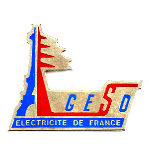 ピンバッジ・エッフェル塔EDF電気◆フランス限定ピンズ◆レアなヴィンテージものピンバッチ