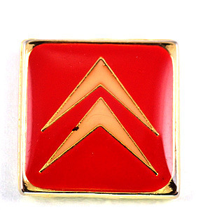  pin badge * Citroen car emblem red * France limitation pin z* rare . Vintage thing pin bachi