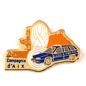  pin badge * Exa n Pro Vence. Izumi Jean darumli state ... patrol car police * France limitation pin z* rare . Vintage thing pin bachi