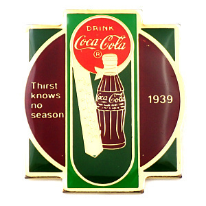  значок * Coca Cola .. какой ... сезон. нет * Франция ограничение булавка z* редкость . Vintage было использовано булавка bachi