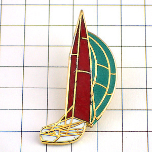  pin badge * red . green. large . boat boat * France limitation pin z* rare . Vintage thing pin bachi