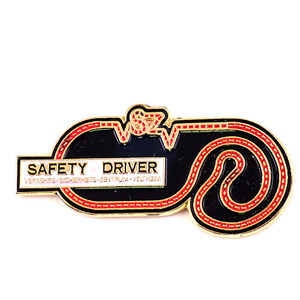  pin badge * safety Driver safety driving circuit car race place * France limitation pin z* rare . Vintage thing pin bachi