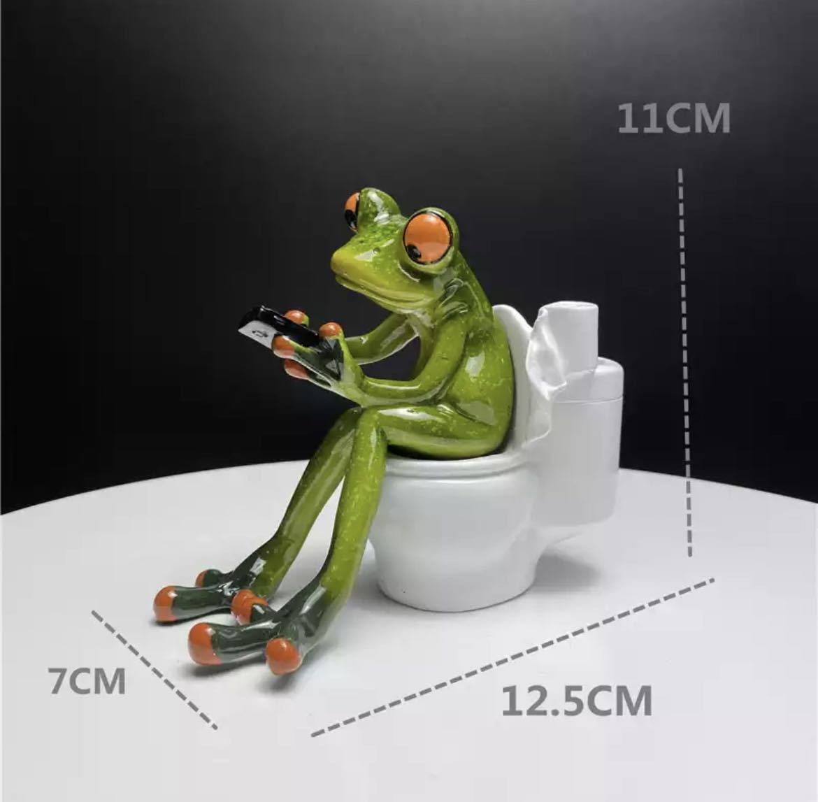 カエルの置物 樹脂 蛙 カエル フィギュア オーナメント インテリア 雑貨 置物 小物 雑貨 ユニーク 可愛い 装飾 トイレ 1560, ハンドメイド作品, インテリア, 雑貨, 置物, オブジェ