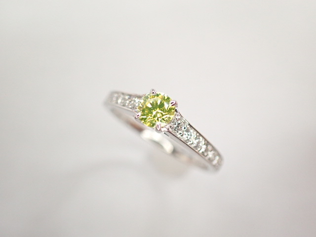 美品 ミキモト K18 イエロー(トリート)ダイヤ計0.03ct リング 指輪 お