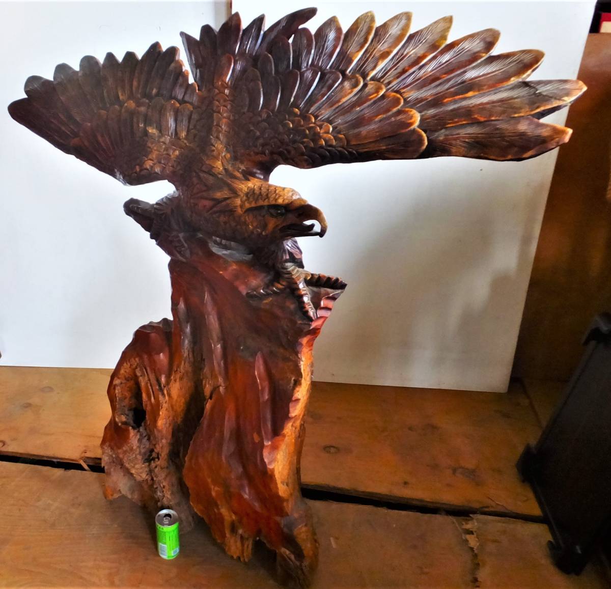 木彫り 鷲の値段と価格推移は？｜51件の売買情報を集計した木彫り 鷲の 