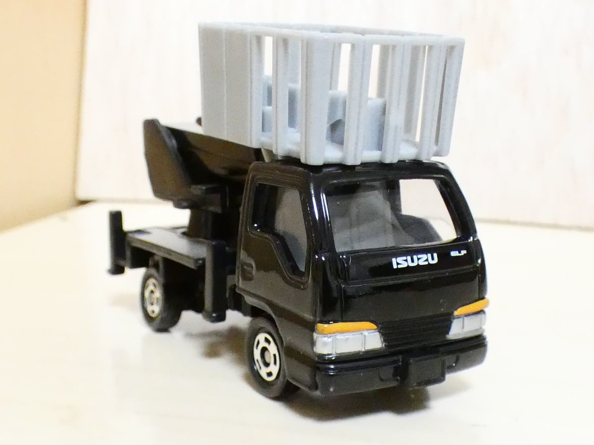 ヤフオク! -「トミカ いすゞエルフ 高所作業車」の落札相場・落札価格
