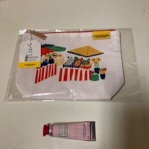 ロクシタンのポーチとハンドクリームのセット 新品、未使用品