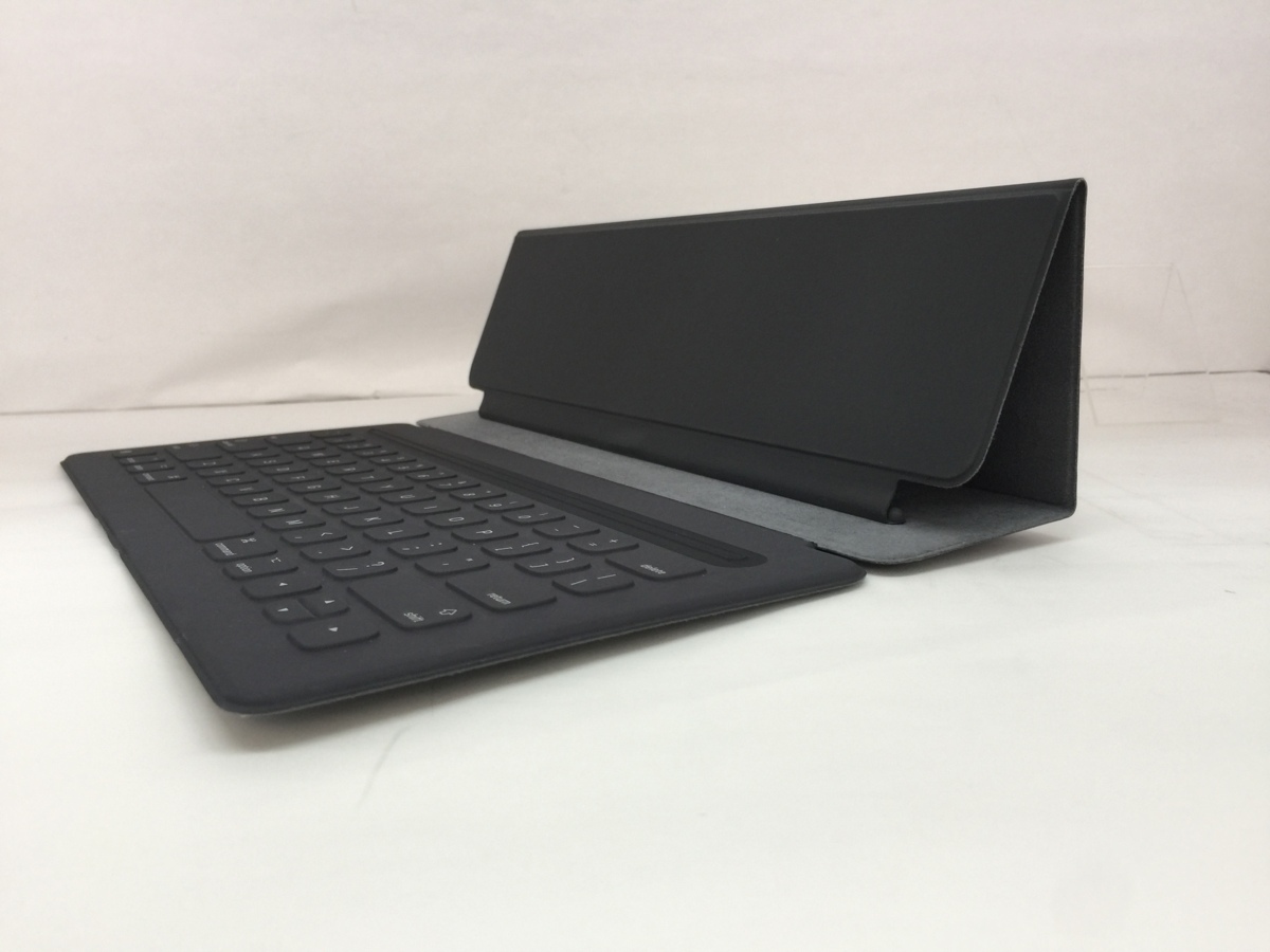 ヤフオク! -「ipad pro smart keyboard 12.9」の落札相場・落札価格
