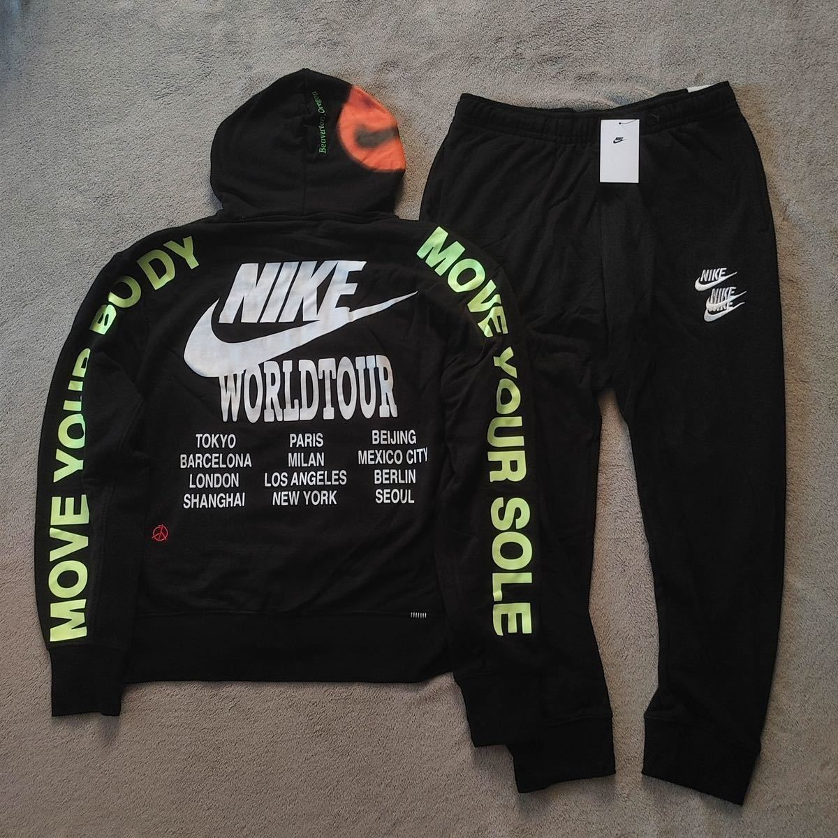 新品 L ナイキ NIKE スウェット 上下 グラフィック ピースマーク 黒
