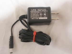 SWITCHING GFP101U-A320 ACアダプタ 3.3V 2A 送料140円