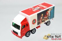 TOMICA トミカ MITSUBISHI FUSO 三菱ふそう TRUCK Coca-Cola コカ・コーラ サンタトラック(サンタと子供) コカコーラギフト単品 中国製_画像1