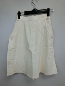 【感謝セール】【美品】Munsingwear(マンシングウェア) パンツ一体型スカート 白 レディース 7 ゴルフウェア 1911-0696 中古