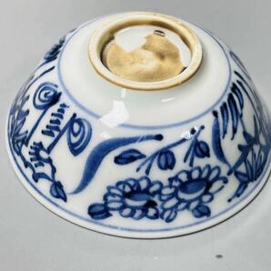 未使用 煎茶道具 茶碗 染付 青花 湯呑み 杯５客 サイズ約6.8×h 2.6cm 醤油皿 銘々皿 古伊万里 盃 酒器 煎茶碗煎茶器茶道具 花草文の画像10