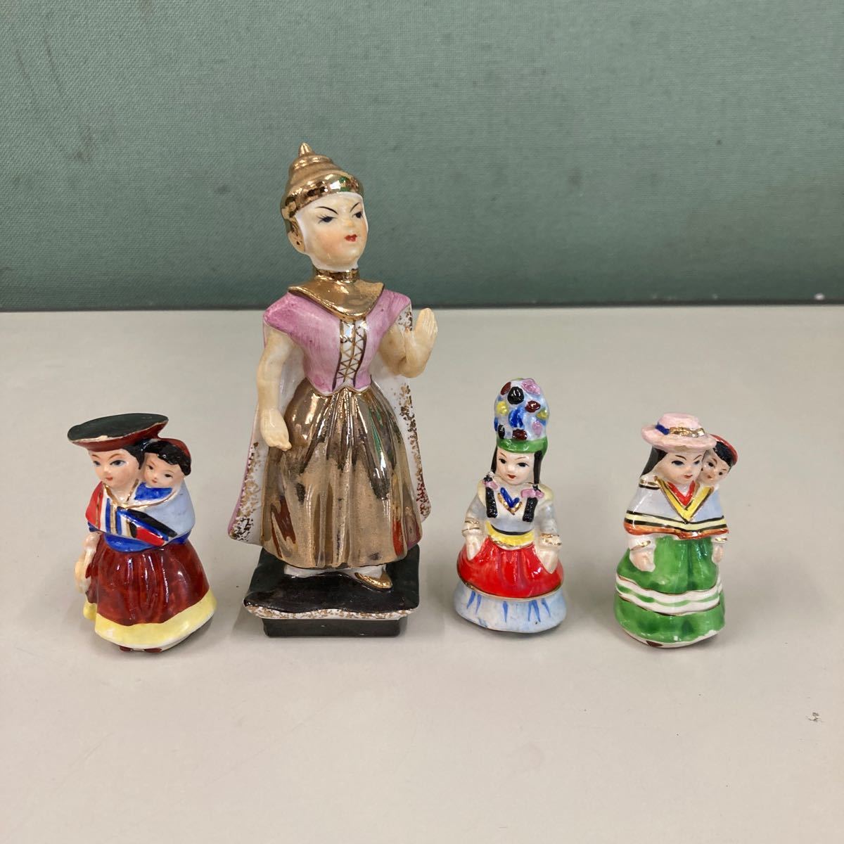 激安特価 ゲーベル ゲーベル フンメル人形 3体 フンメル人形 フィギュ