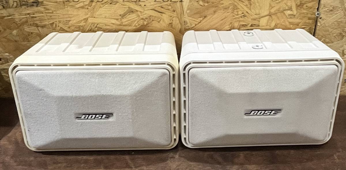 れはありま﹤ ヤフオク! - BOSE101MMWホワイト4台セット+純正吊り金具