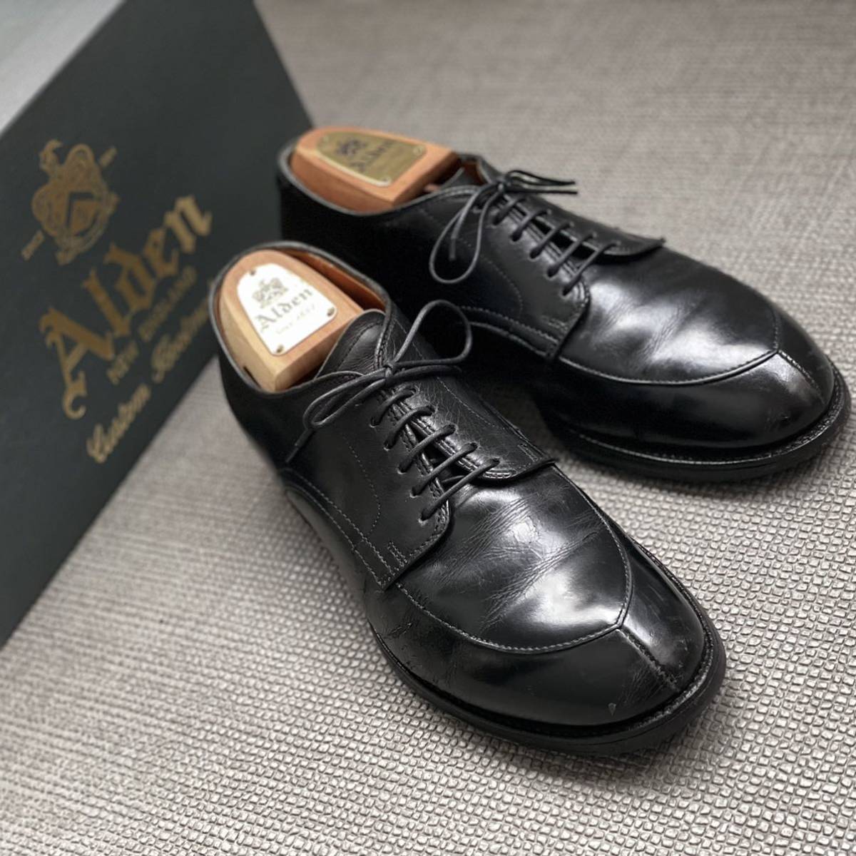 【Alden】定価約55%OFF 54313 Vチップ ブラック 6 1/2 D オールデン モディファイドラスト ALDEN 黒 ブラック (54321)