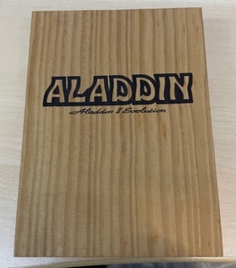  unused : Aladdin oil lighter Gold 