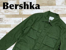 ☆送料無料☆ Bershka ベルシュカ 古着 長袖 ミリタリー風 シャツ ジャケット メンズ S グリーン トップス 中古 即決_画像1