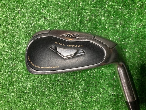 中古単品ウェッジ PW　　TSURUYA AXEL DUAL IMPACT MM 　純正カーボン　36インチ　　Ｈ437