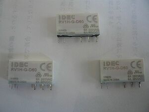  free shipping unused IDEC relay RV1H-G-D60 3 piece 