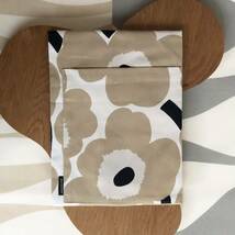 新品 marimekko PIENI UNIKKO マリメッコ ピエニ ウニッコ エプロン ベージュ_画像7