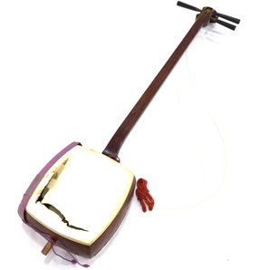 三味線 棹 約 2.5 cm 細棹 全長 約 103 cm 丸打胴 花梨 皮破れ有 現状品 伝統楽器 日本楽器 和楽器 保存袋付の画像1
