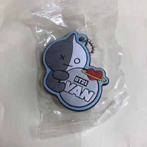 BT21 VAN ラバーストラップ くら寿司 びっくらポン 非売品