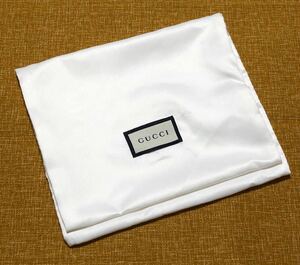 グッチ「 GUCCI 」折財布保存袋（1228）内袋 付属品 中型財布用 17×14cm ホワイト 布製 サテン生地