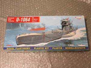 プラモデル ミラージュホビー バウマン 1/400 ドイツ 潜水艦 U-1064 typ U-Vllc/41 Turm IV Ｕボート 未組み立て 昔のプラモ