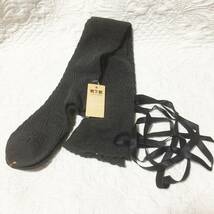 新品　靴下屋　日本製　ハイソックス　リボン付き　２２～２４cm_画像2