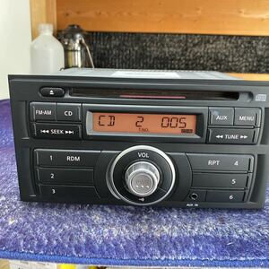  Nissan оригинальный CD/AUX MODEL B8185-1FA01 Clarion