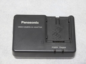 Panasonic VSK0629 純正 バッテリー充電器 パナソニック VW-VBD070 VW-VBD120 VW-VBD140 VW-VBD210 用 送料300円 (30711)