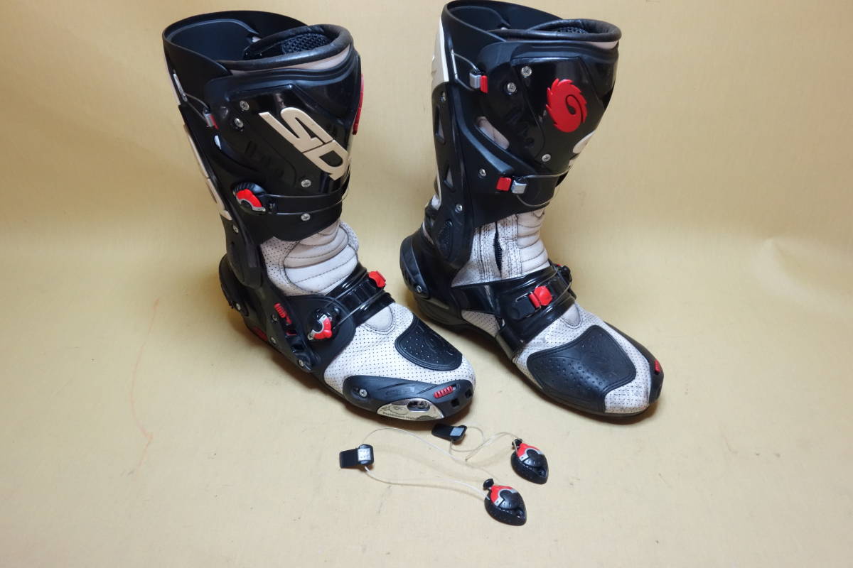 500円引きクーポン】 SIDI ST AIR レーシングブーツ 黒 白 26.5