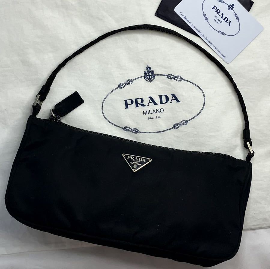 極美品 PRADA プラダ アクセサリーポーチ 三角プレート ミニポーチ ...