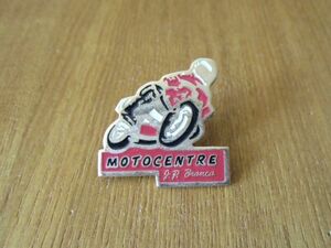 古いピンバッジ：MOTOCENTRE ビンテージ バイク オートバイ 車 レース ピンズ #K