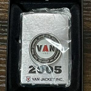 zippo VAN JACKET INC. 2005 限定数 200個 JAC 立体メタル 2004年製 シルバーメタル SILVER METAL シリアルナンバー NO.090/200