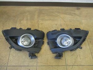  secondhand goods * Mazda Premacy CREW original fog lamp left right set foglamp cover KOITO 114-61009 C291-50C11* prompt decision *