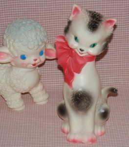  Vintage Raver doll * rare sun Raver company red ribbon .... blue eyes. Kitty cat 