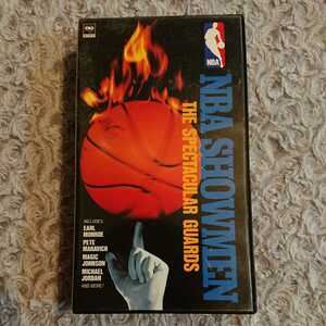 NBA ビデオ ☆ NBA SHOWMEN / THE SPECTACULAR GUARDS ☆ NBA ショーメン / 神々の真実 ☆ MAGIC JOHNSON DREXLER ISIAH ☆ バスケ VHS