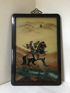 Glass Eme Magami Senki Ukiyo -E Внешний чучел примерно 36 × 52 см японский лук Sengoku японский бак Кабуто