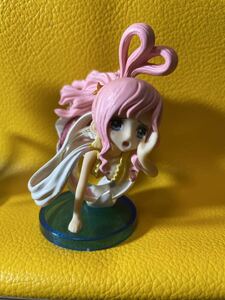  One-piece * world collectable figure -.-[ Princess Shirahoshi ]