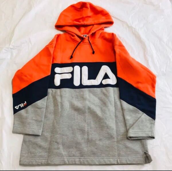 美品★FILA フィラ パーカー フーディ デカロゴ 刺繍アップリケ 切り替え マルチカラー メンズS ユニセックス 古着