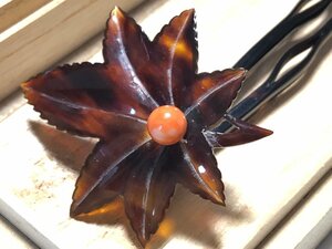 アンティーク 本鼈甲 本珊瑚 5.3g 小ぶり 紅葉細工 簪 共箱付属