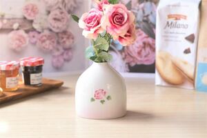 限定品　マニー ローズ　マルゴー フラワーベース　花瓶　インテリア　陶器 日本製　新品